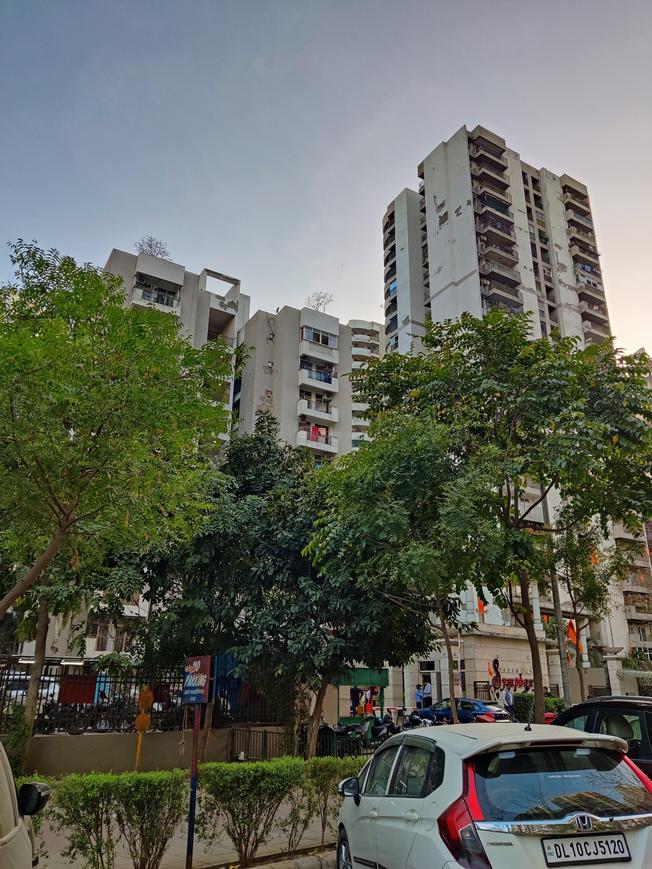 Paramount Symphony - Image 2