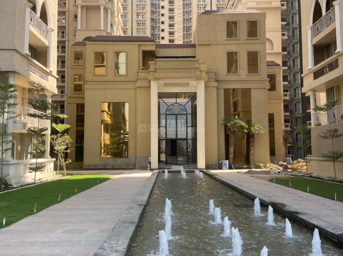 Apex The Kremlin - Image 10