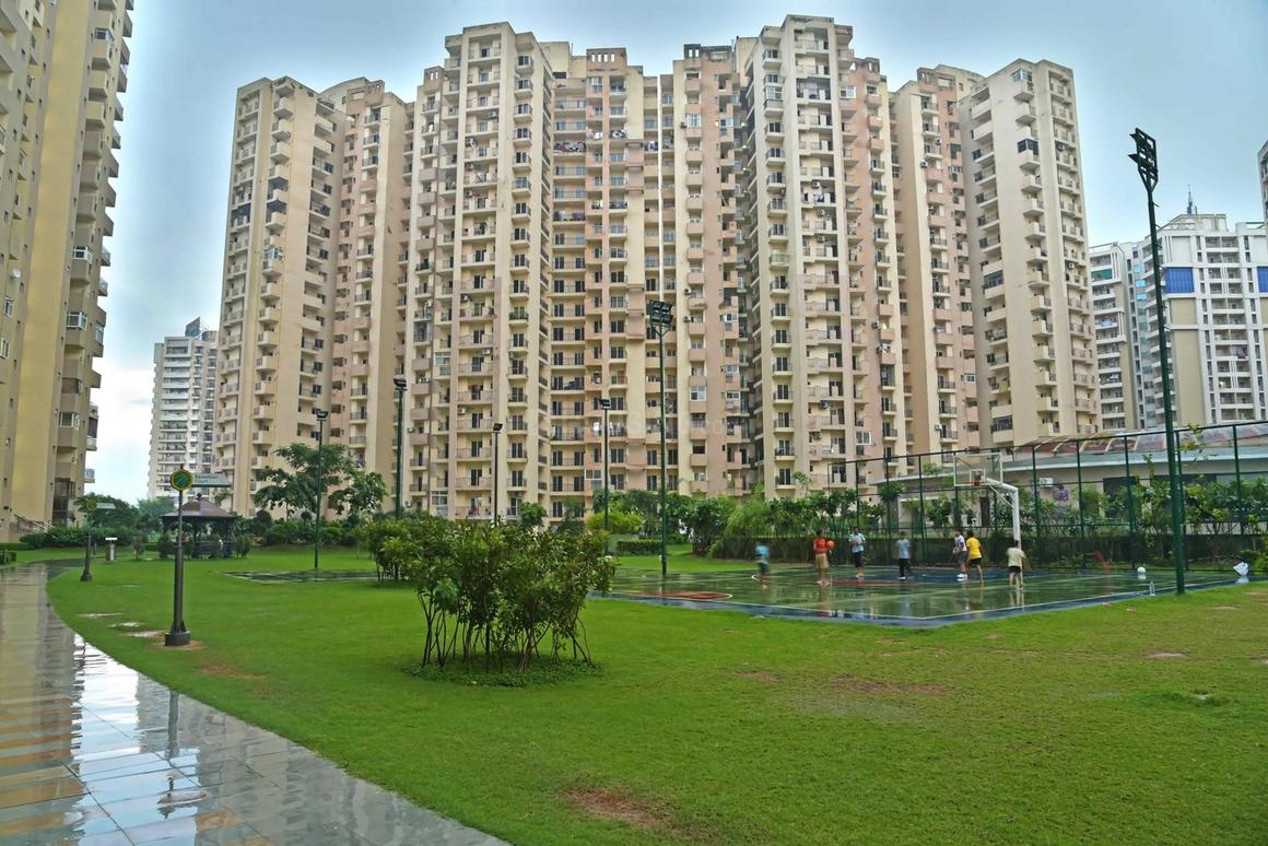 Paramount Floraville - Image 28