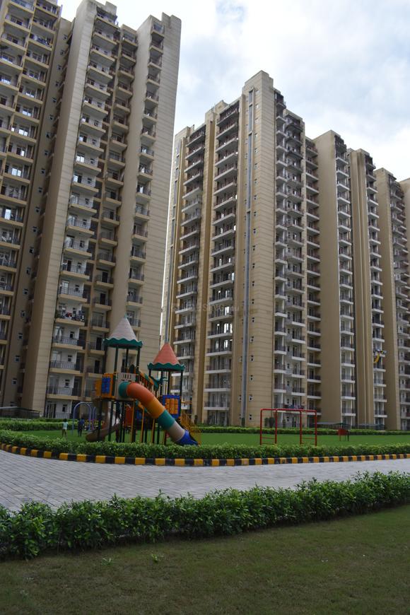 Aims Green Avenue - Image 3