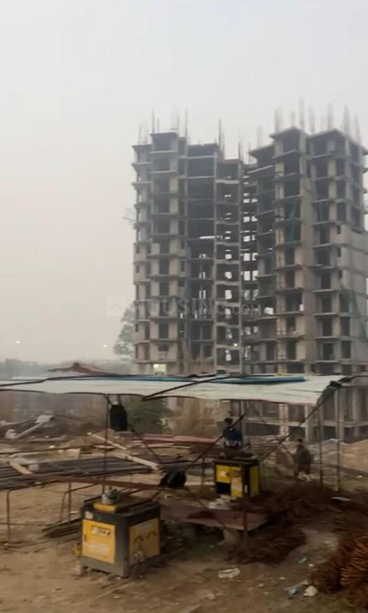 Circuit Heights - Image 18