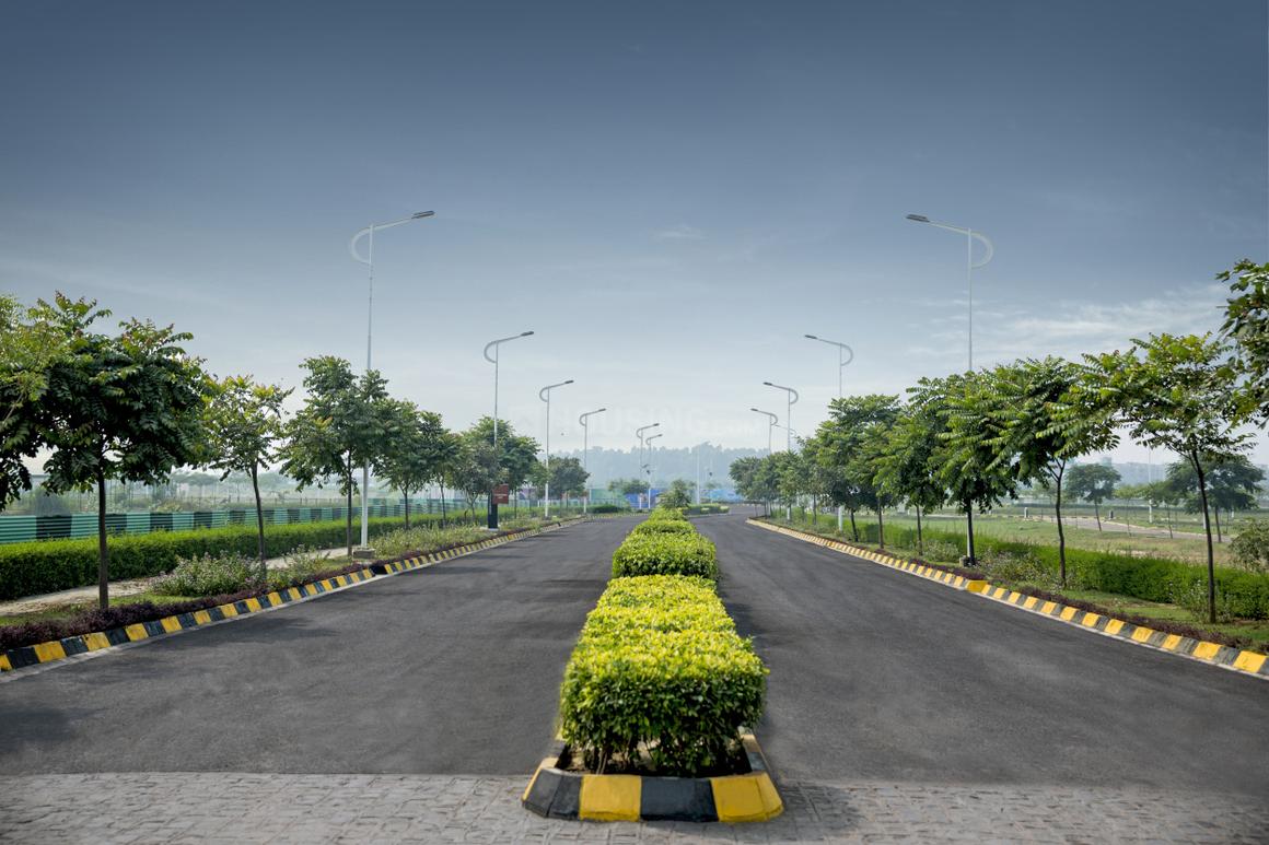 Greenbay Golf Village - Image 4