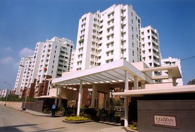 Ambuja Neotia Udayan, EM Bypass