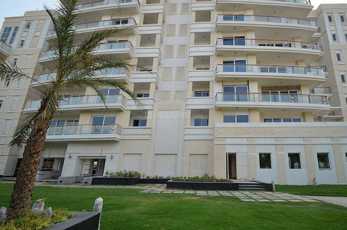 DLF Queens Court - Image 4