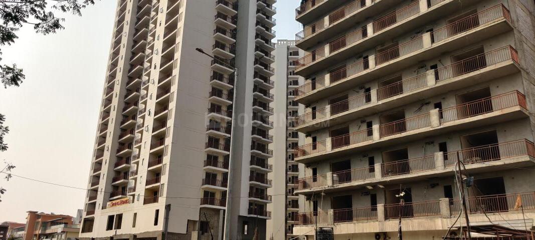 Spring Homes - Image 17