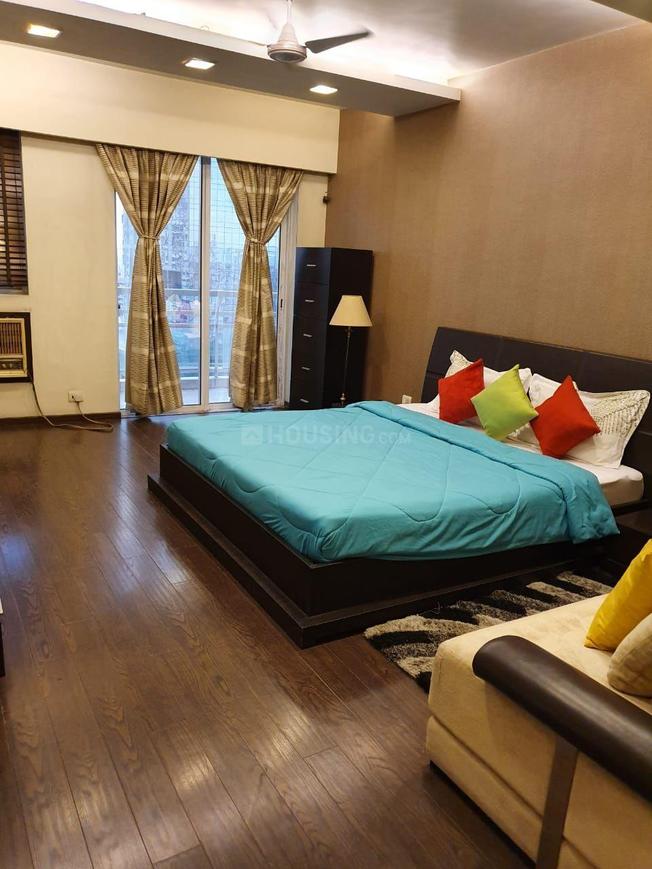 DLF Royalton Towers - Image 4