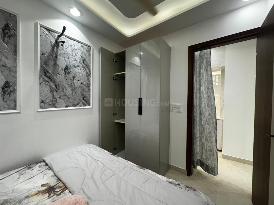 The Green House - Image 4