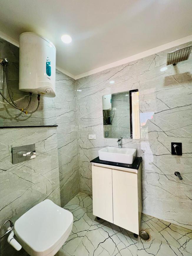 D S Metro View Apartment - Image 14