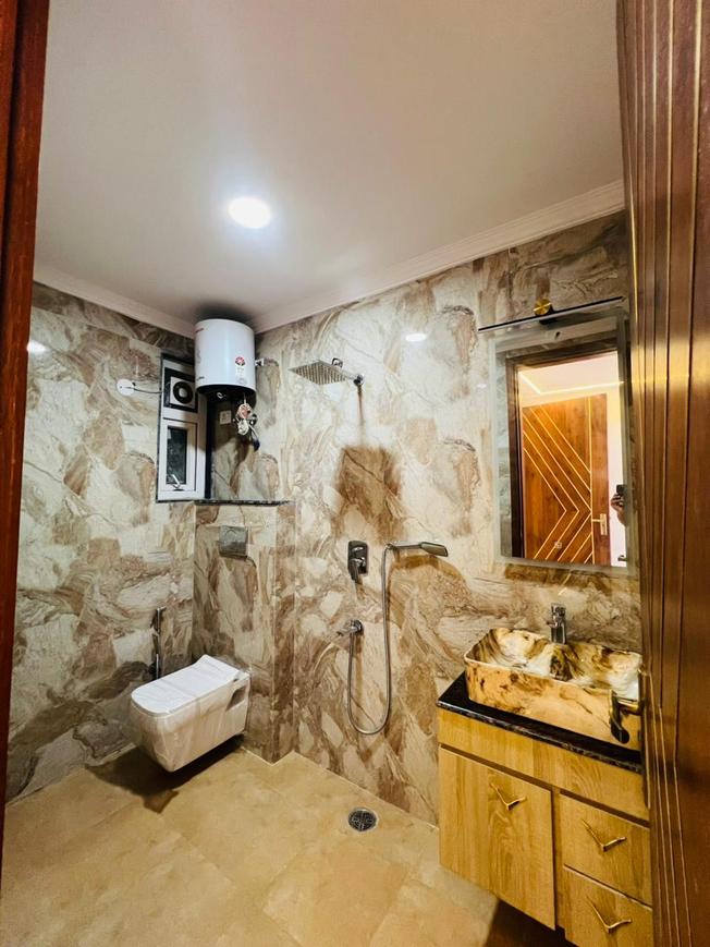 D S Apartments - Image 19