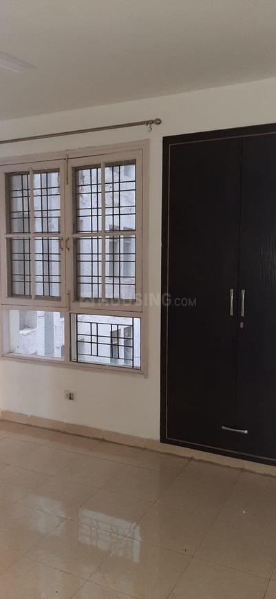 DLF Magnolias - Image 2