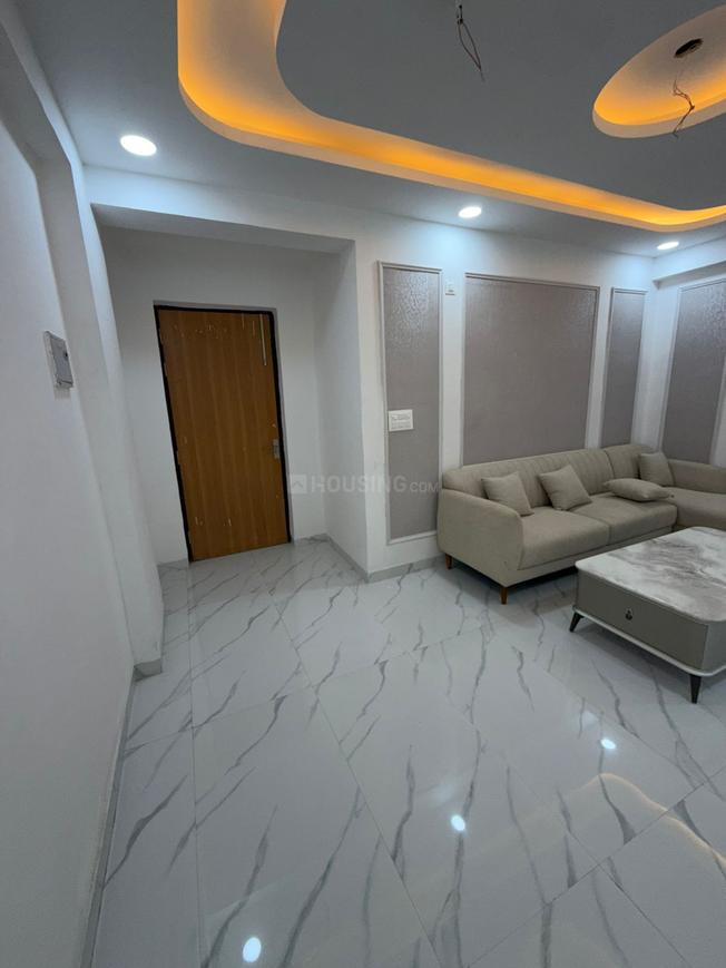 Trivor Urbania Luxury Apartment - Image 8