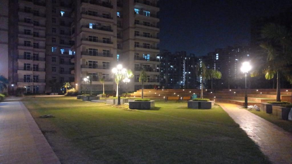 JKG Palm Court - Image 7