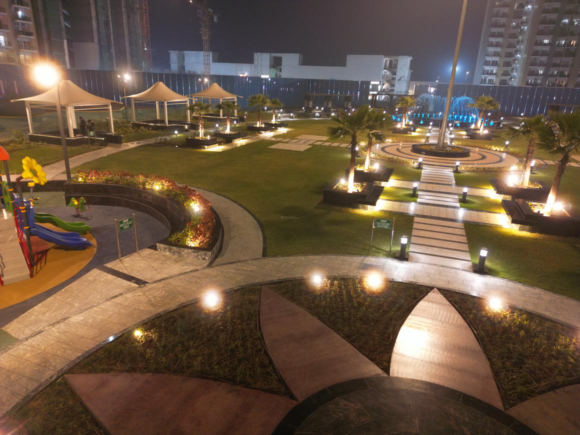 Panchsheel Greens 2 - Image 13