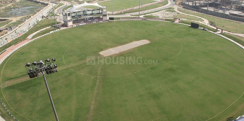 Gaur City 4th Avenue - Image 7