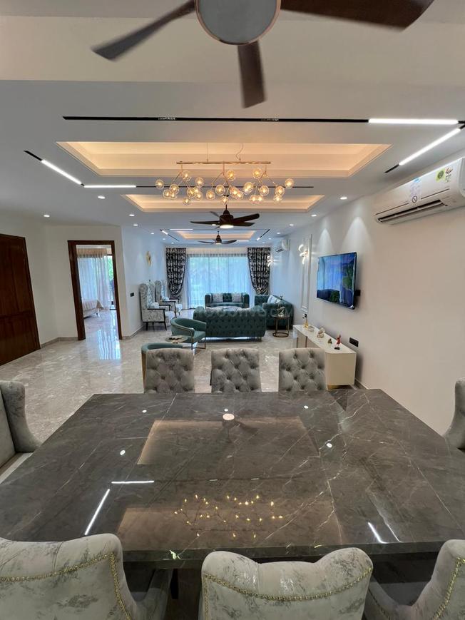 Emaar Luxury Floors - Image 8