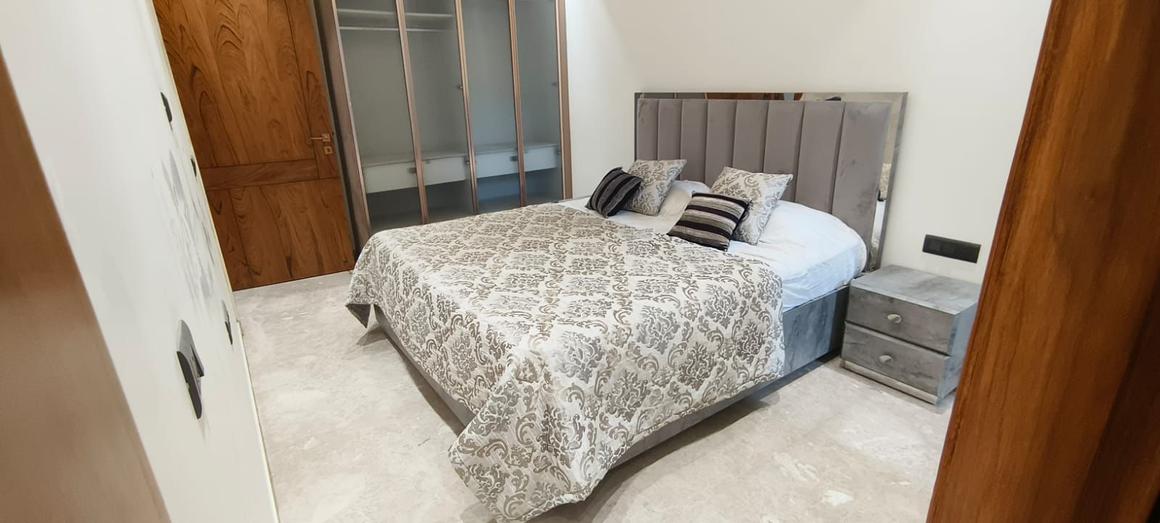 Emaar Luxury Floors - Image 5