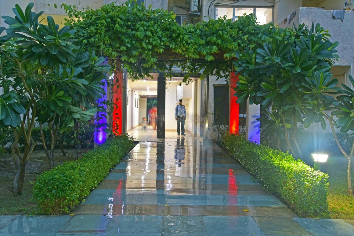 Paramount Floraville - Image 33