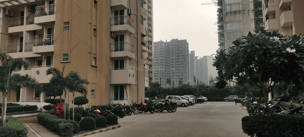 Sikka Kaamna Greens - Image 38