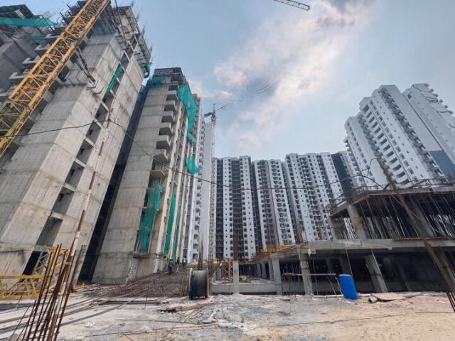 Sikka Kaamya Greens - Image 45