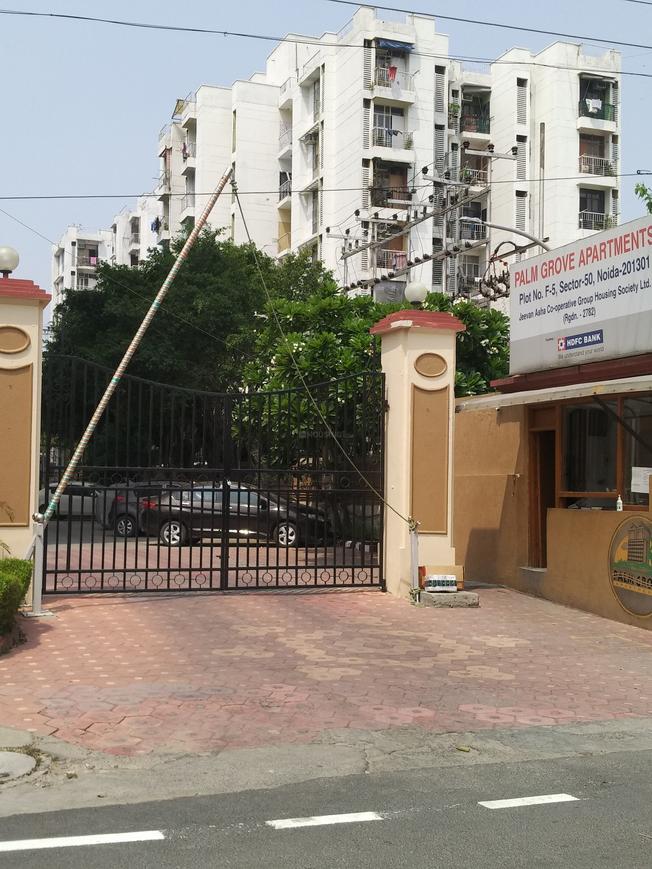 Sam Palm Grove Apartments - Image 4