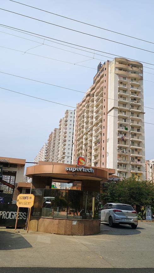 Supertech Czar Suites - Image 2