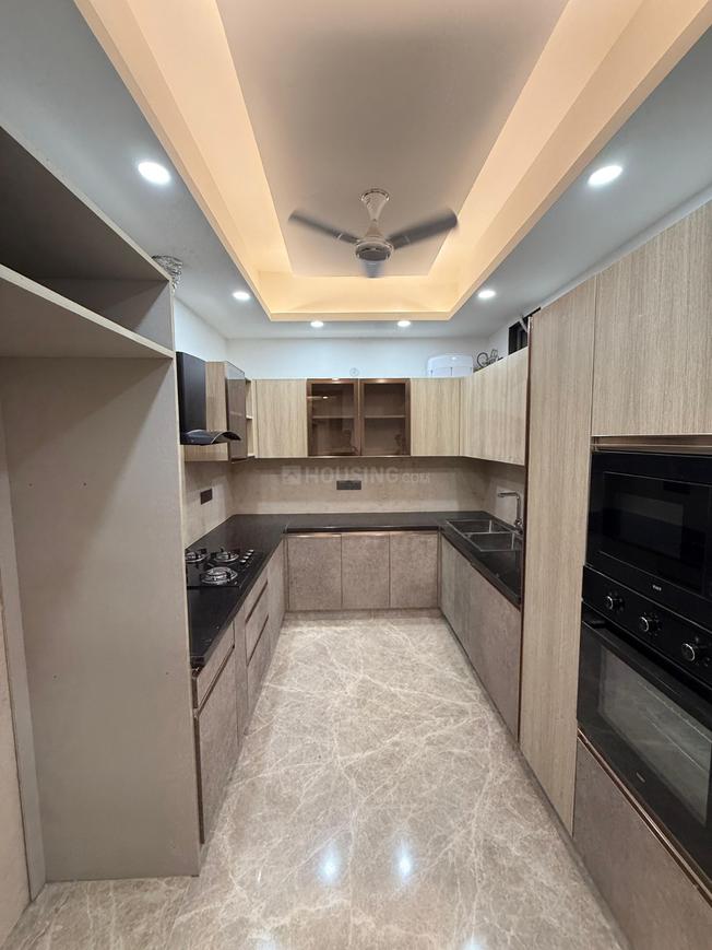 Sunder Luxury Floors DLF Phase 2 - Image 3