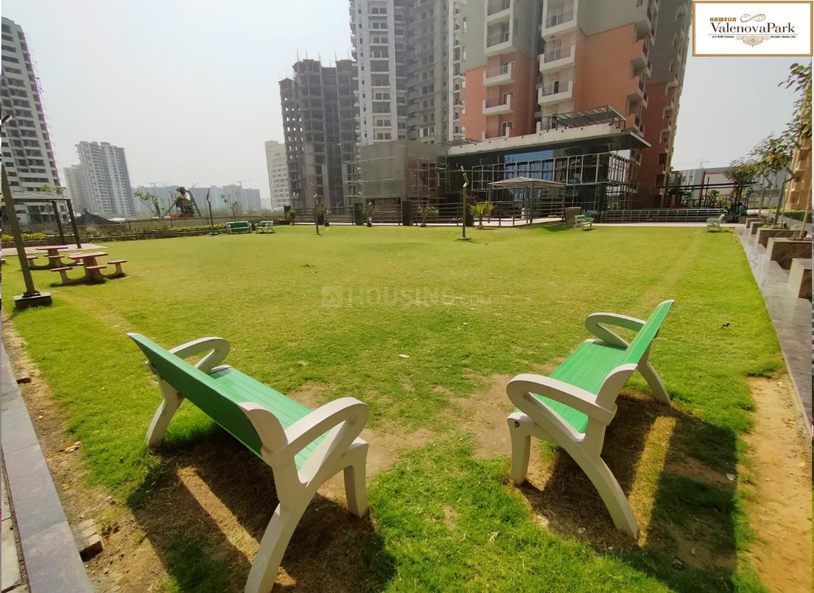 Hawelia Valenova Park - Image 8