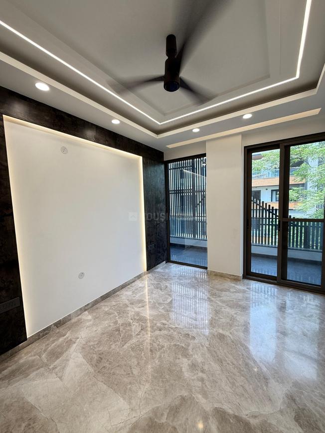 Sunder Luxury Floors DLF Phase 2 - Image 5