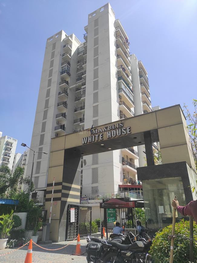 Maxblis White House II - Image 2