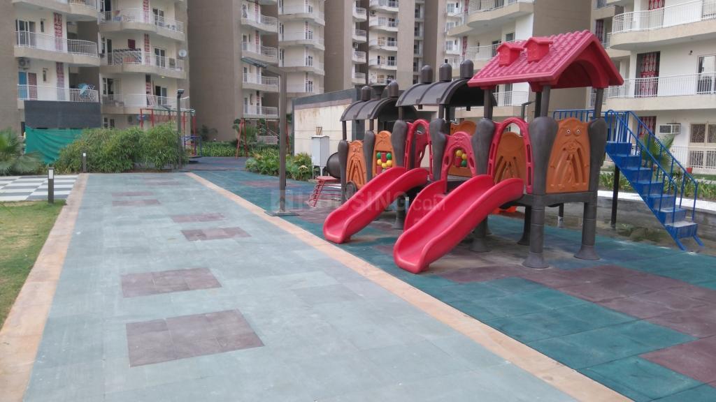 Ajnara Klock Tower - Image 14