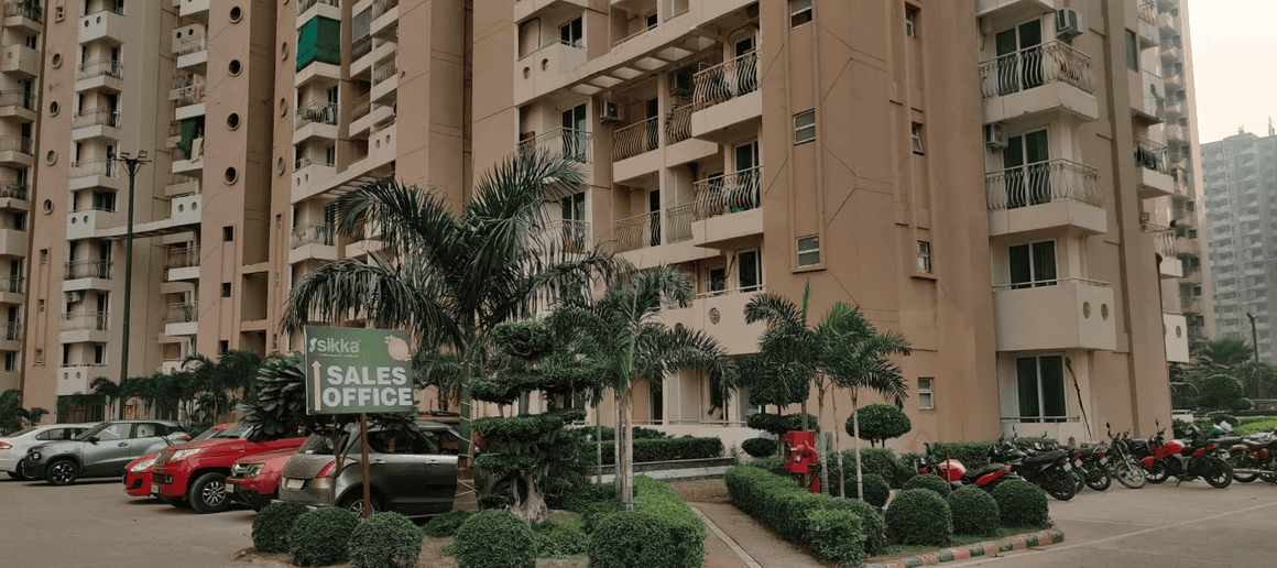 Sikka The Crown Of Noida - Image 15