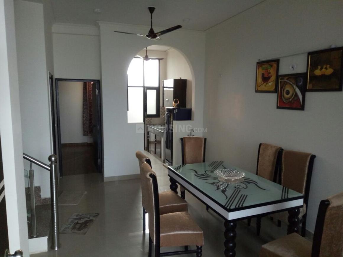 Kingson Green Villa 2 - Image 12