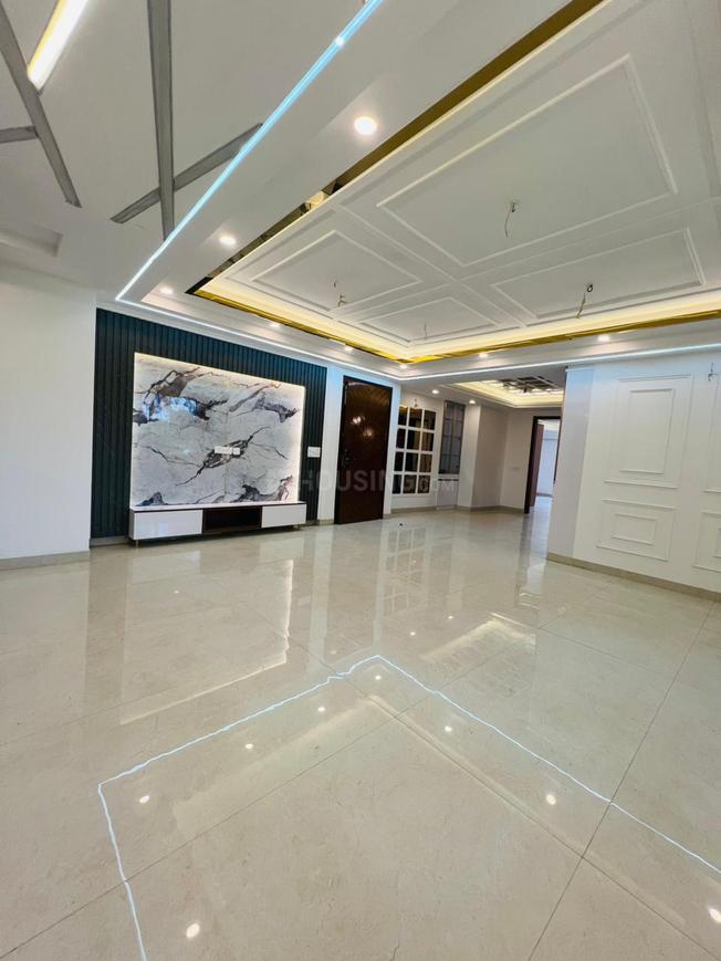 D S Apartments - Image 13