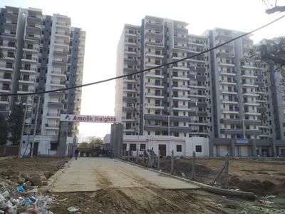 Gallery Cover Image of 450 Sq.ft 1 BHK Apartment for rent in Amolik Heights, Sector 88 for 5500