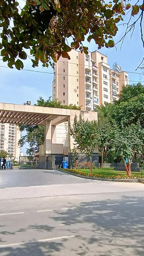 Omaxe Palm Greens - Image 4