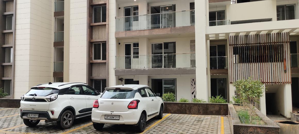 Nimbus The Express Park View II Low Rise Apartments - Image 8