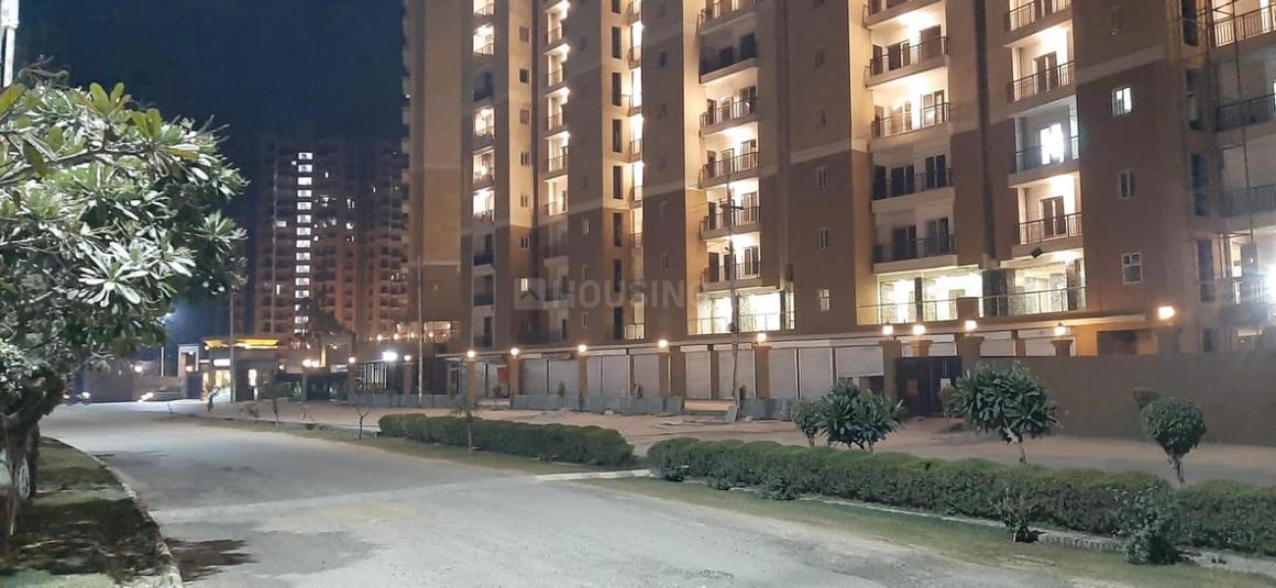 Oasis Venetia Heights - Image 36