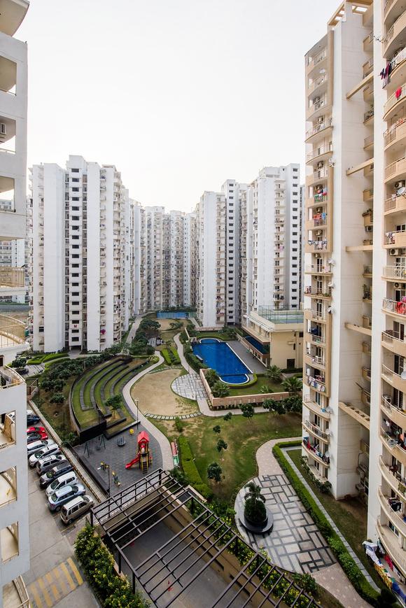 Colorful Estates Private Limited Antriksh Golf View II - Image 2