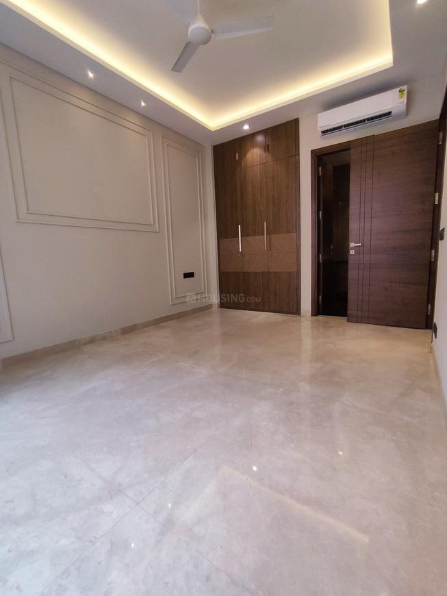 Simran Resident - Image 4