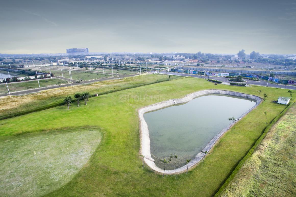 Greenbay Golf Village - Image 14