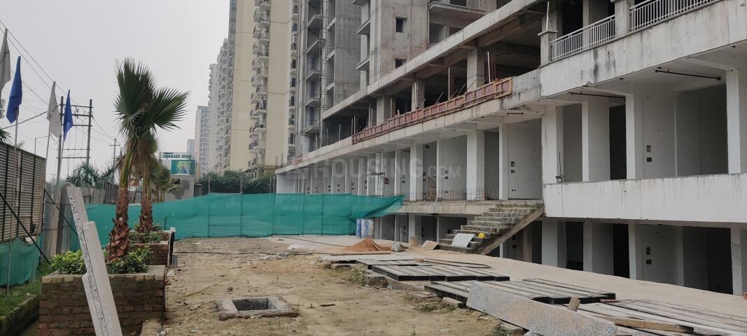 Trident Embassy Reso - Image 35