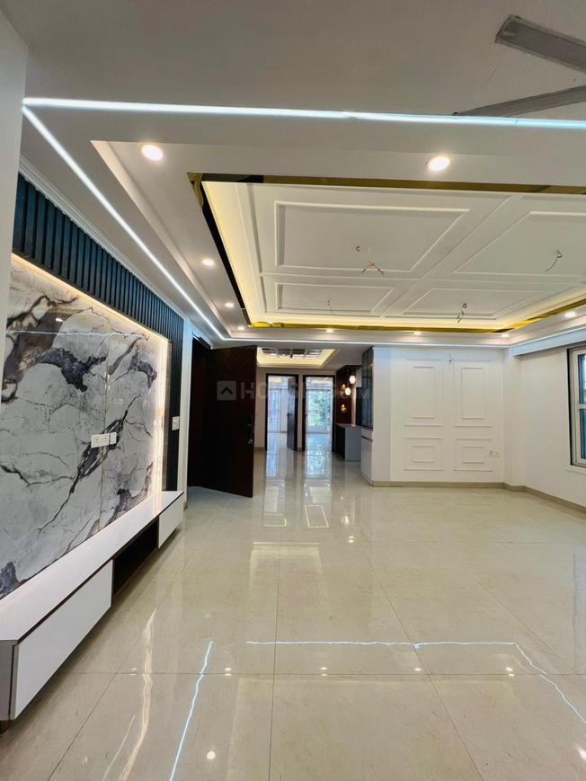 D S Apartments - Image 15