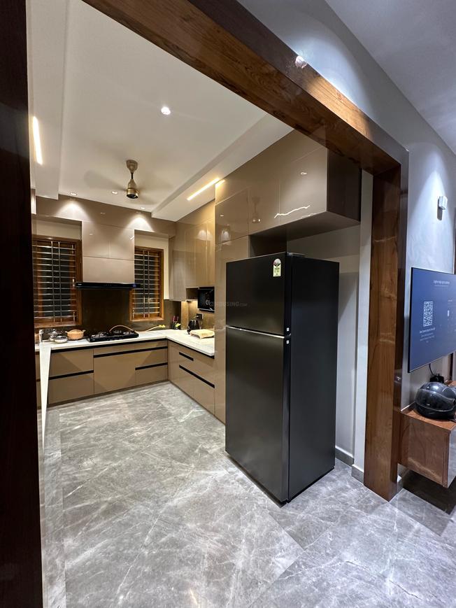 MRS Ultra Luxury Independent Floors - Image 12