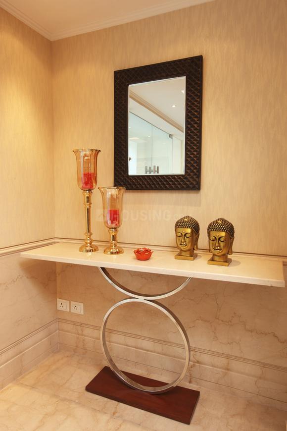 DLF Queens Court - Image 23