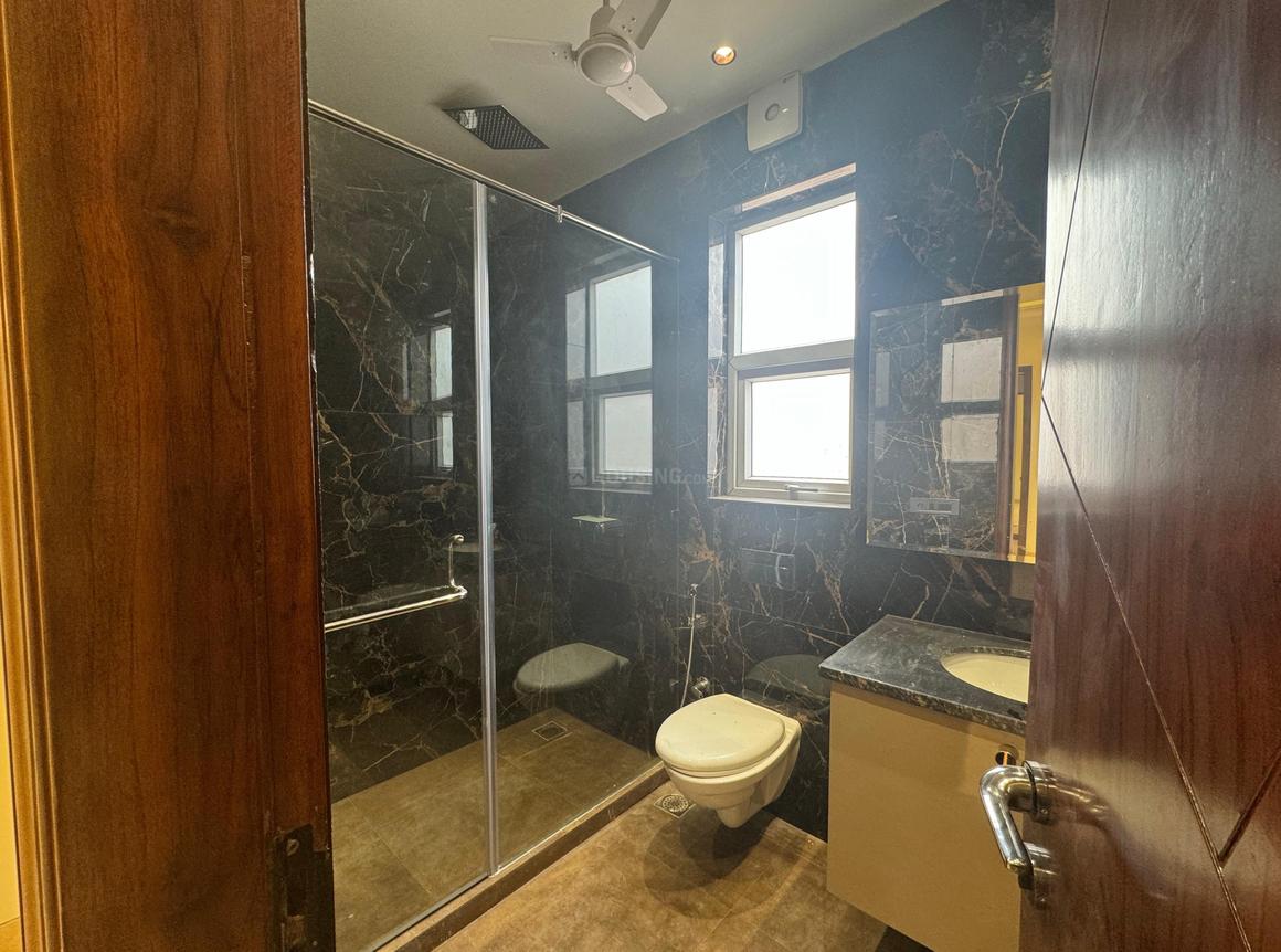 Homz Luxury Floors - Image 7