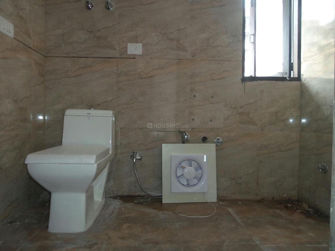 CGHS Everest Apartment - Image 5