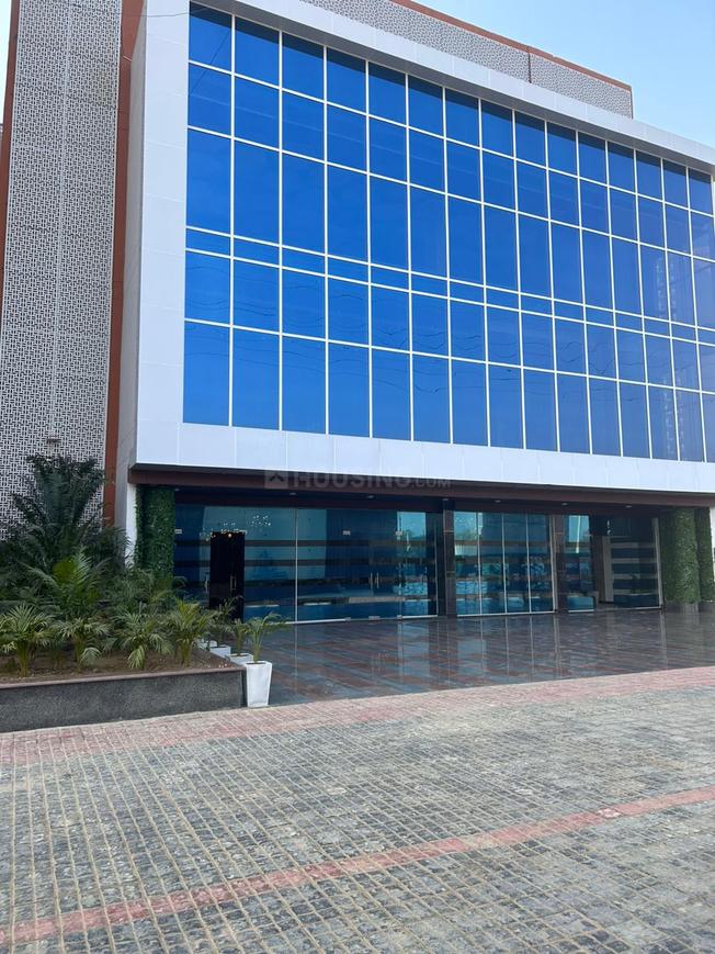 Oasis Grandstand - Image 50