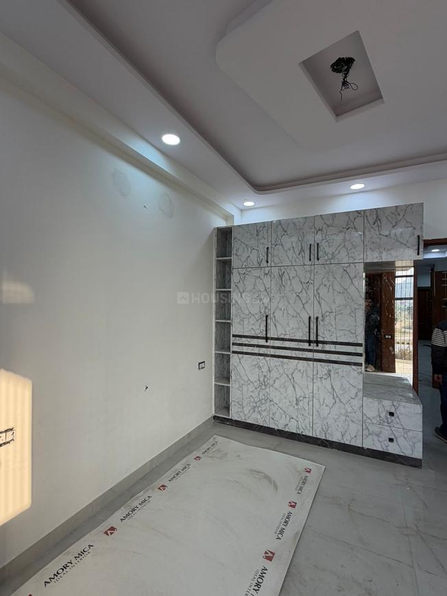 Swastik Skyline Luxery Apartment - Image 5