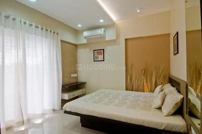Gallery Cover Image of 980 Sq.ft 2 BHK Apartment for buy in Kandivali West for 20000000