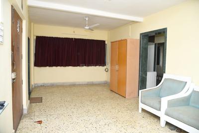 Gallery Cover Image of 950 Sq.ft 2 BHK Apartment for buy in Santacruz West for 34000000